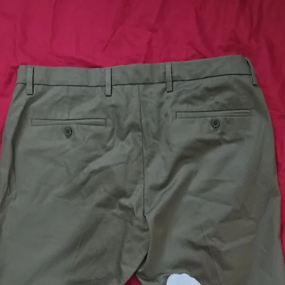 Dockers Men's Chinos in Gray and Brown Bundle Pants W36 L30 Like New - Picture 10 of 10
